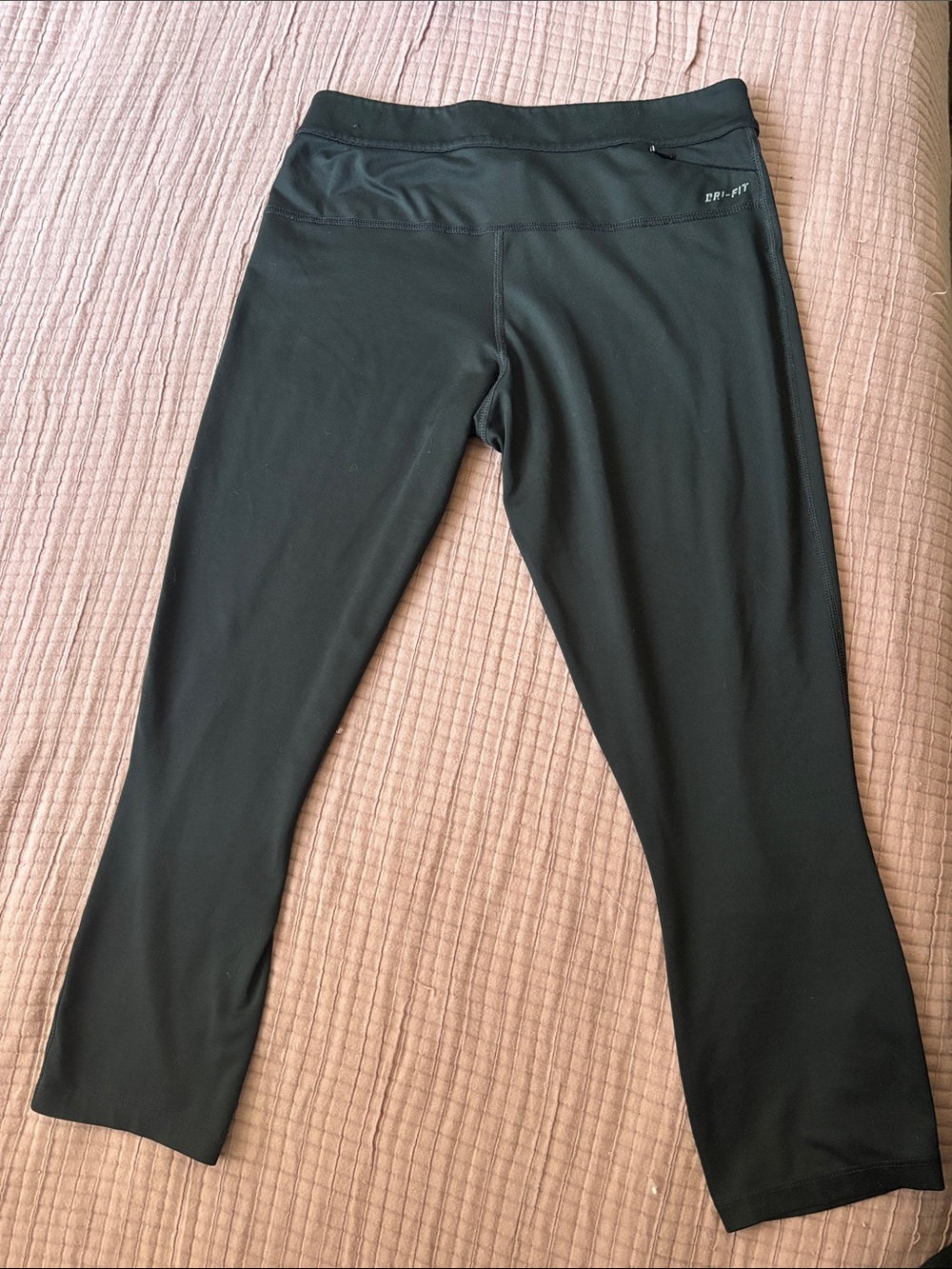 Nike Black Performance Capri Leggings with Reflective Swoosh - Picture 2 of 4